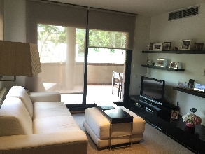 Muebles comedor (estanteras, muebles bajo (sin TV), sof, puf y mesa de puf)