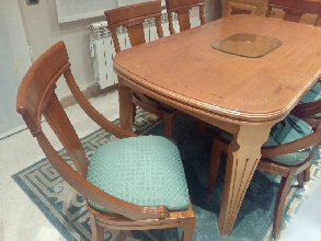 Mesa y 6 sillas de comedor