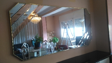mueble salon con espejo