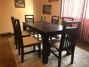 conjunto mesa comedor de roble mas sillas