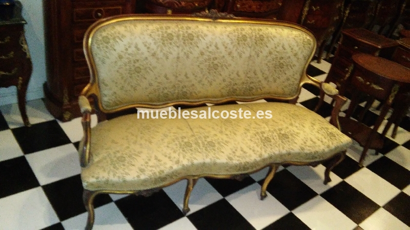 Sofa clasico estilo frances