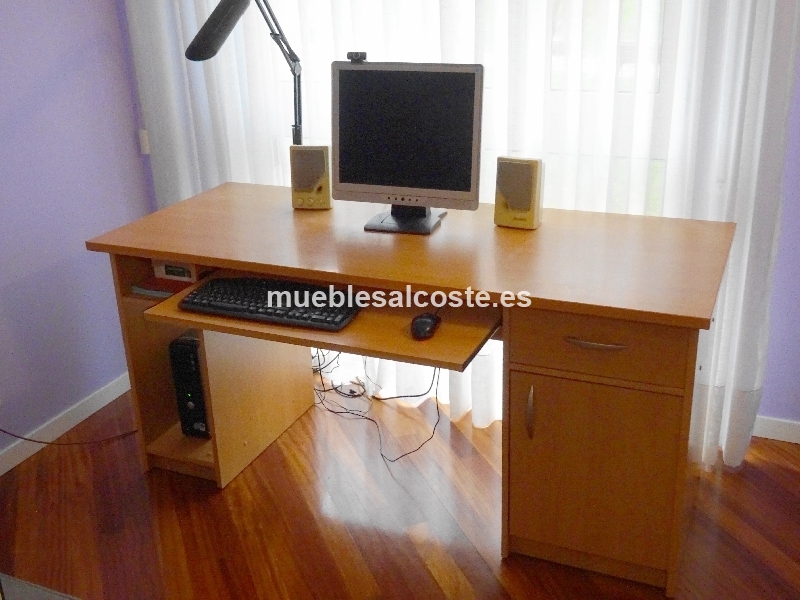 Mesa de escritorio de madera maciza